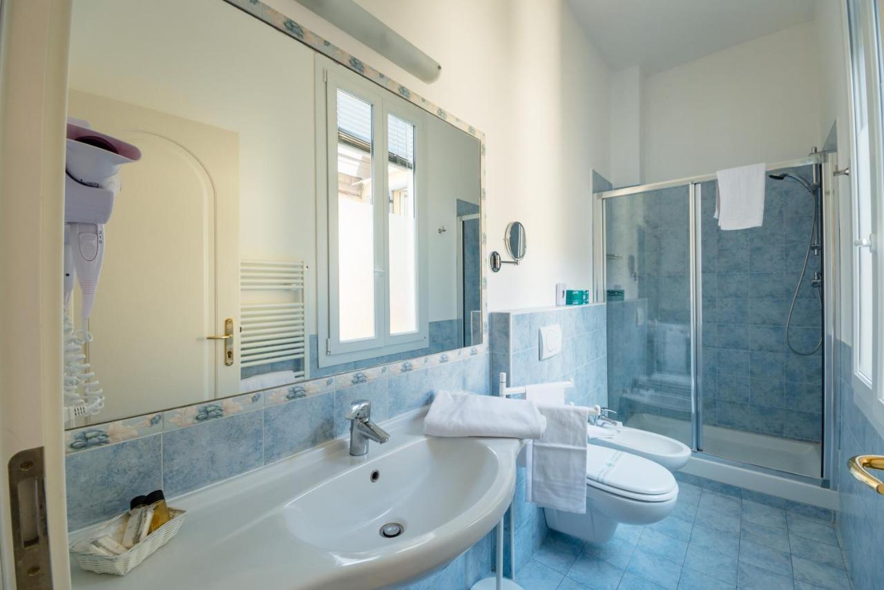 Residenza Due Torri Check In Presso Hotel Centrale Vicolo Cattani 7 Μπολόνια Εξωτερικό φωτογραφία